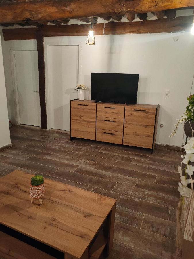 παραδοσιακό πέτρινο σπίτι Apartment