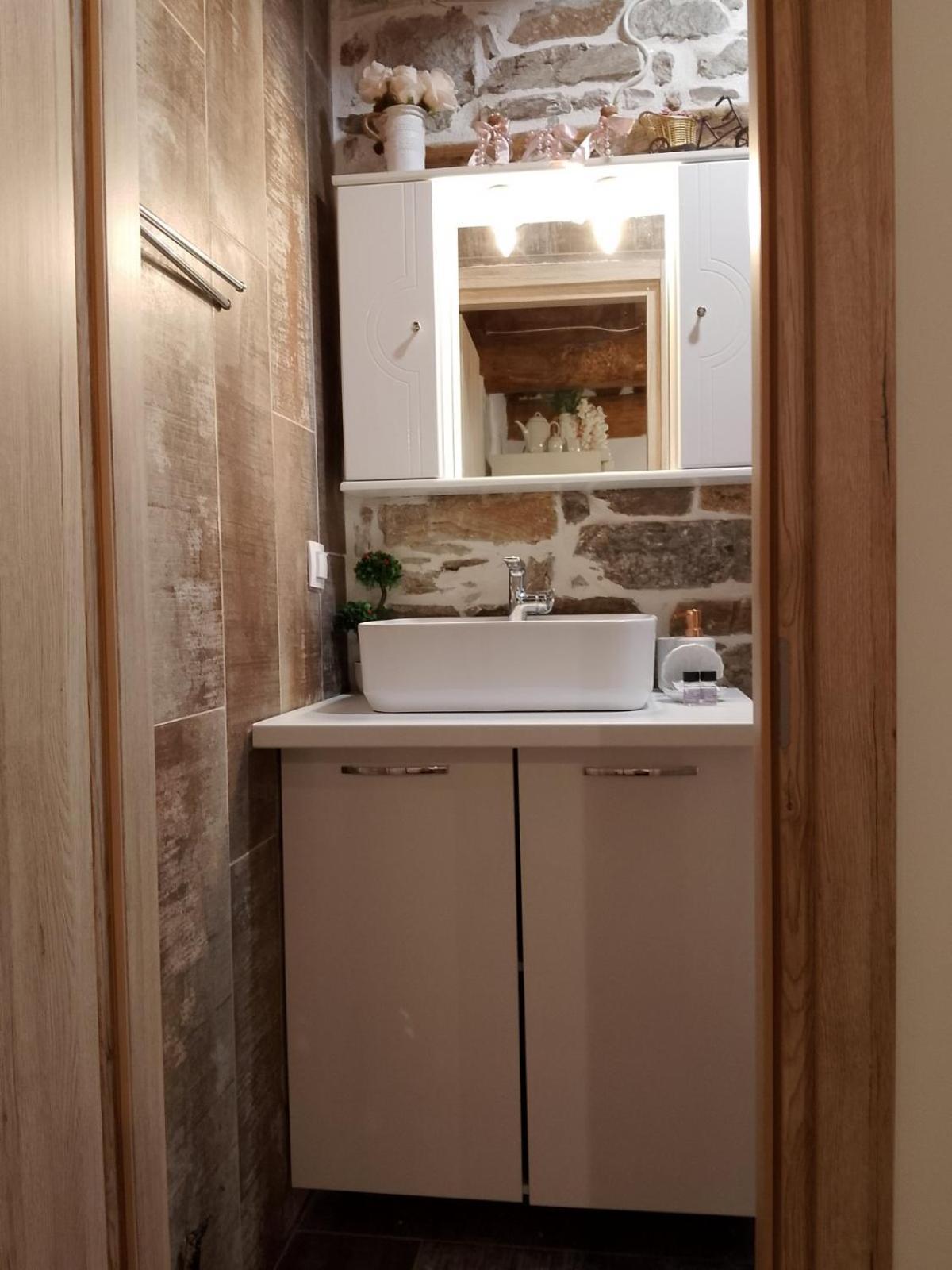 παραδοσιακό πέτρινο σπίτι Apartment Nikiti (Sithonia)