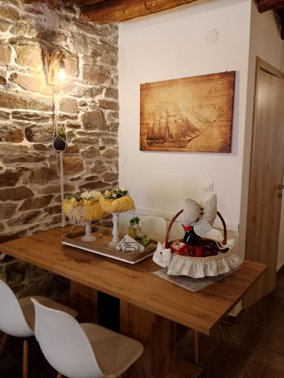 παραδοσιακό πέτρινο σπίτι