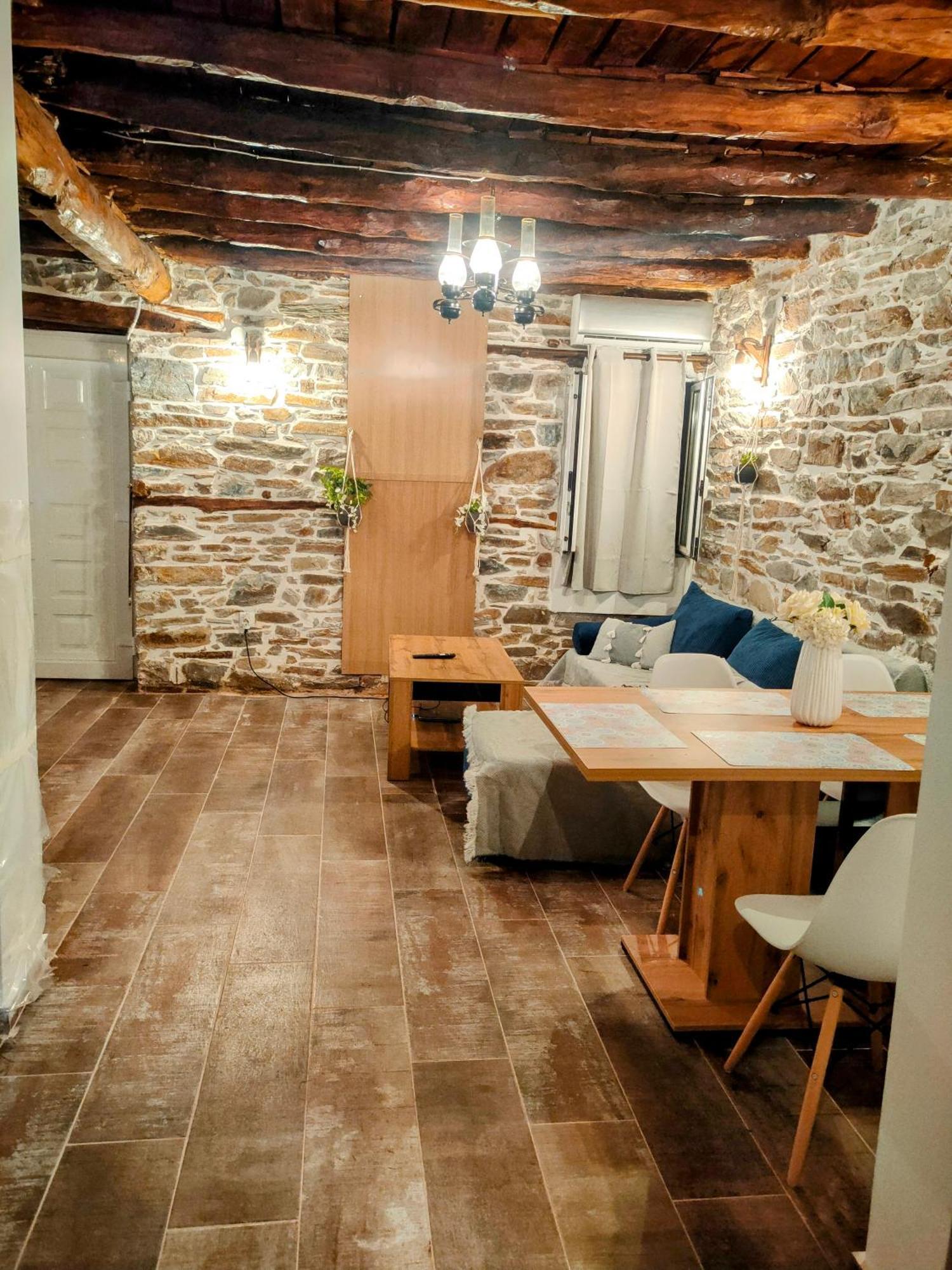 Apartment παραδοσιακό πέτρινο σπίτι *